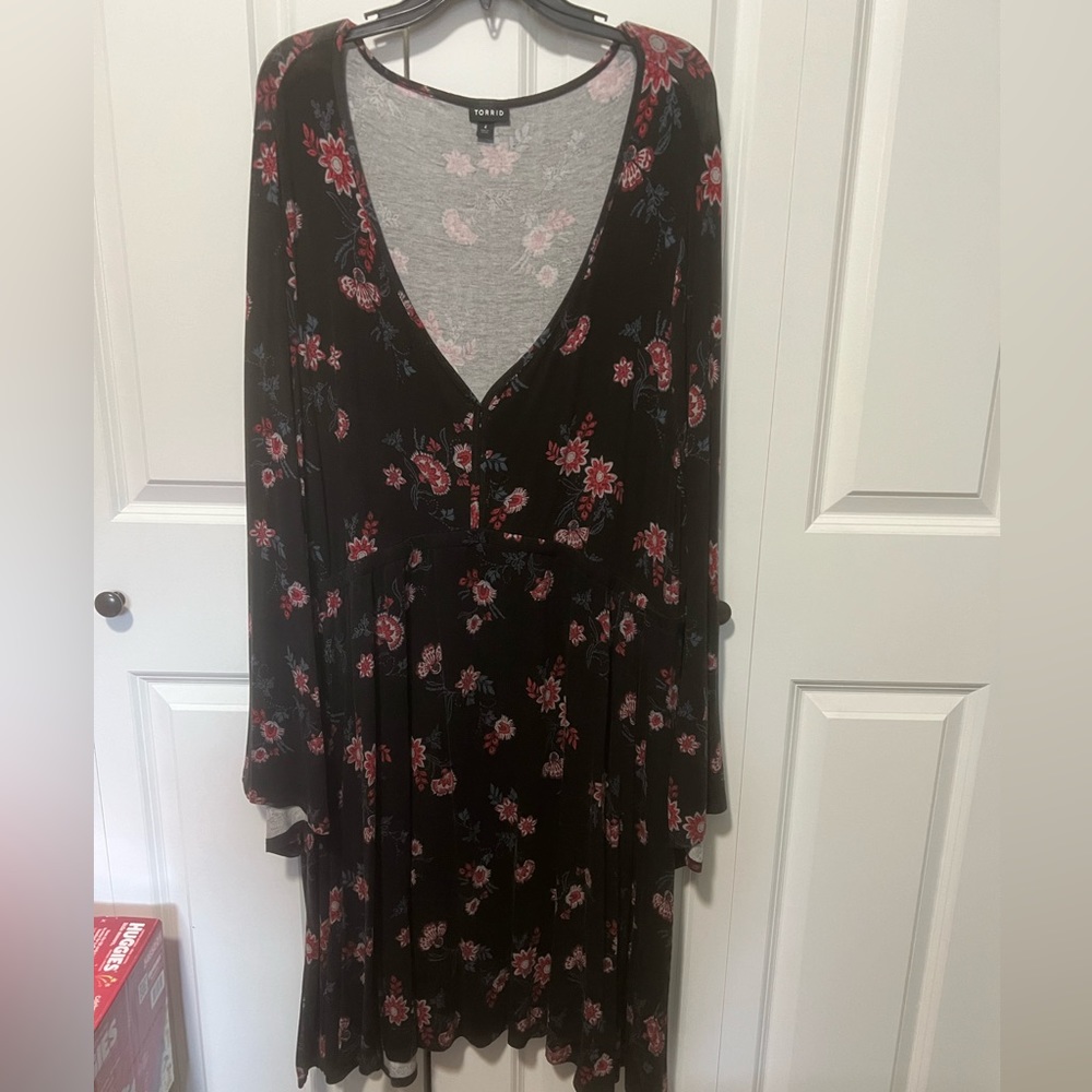 Torrid size 4x dress